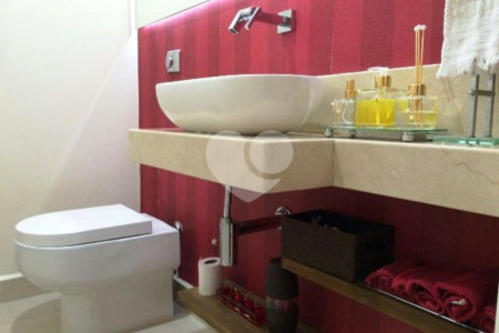Sobrado à venda com 3 quartos, sendo 1 suíte, em Jardim São Paulo(zona Norte), São Paulo, SP