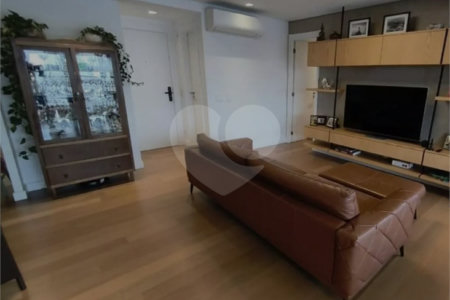 Apartamento para alugar com 3 suítes em Chácara Santo Antônio, São Paulo, SP