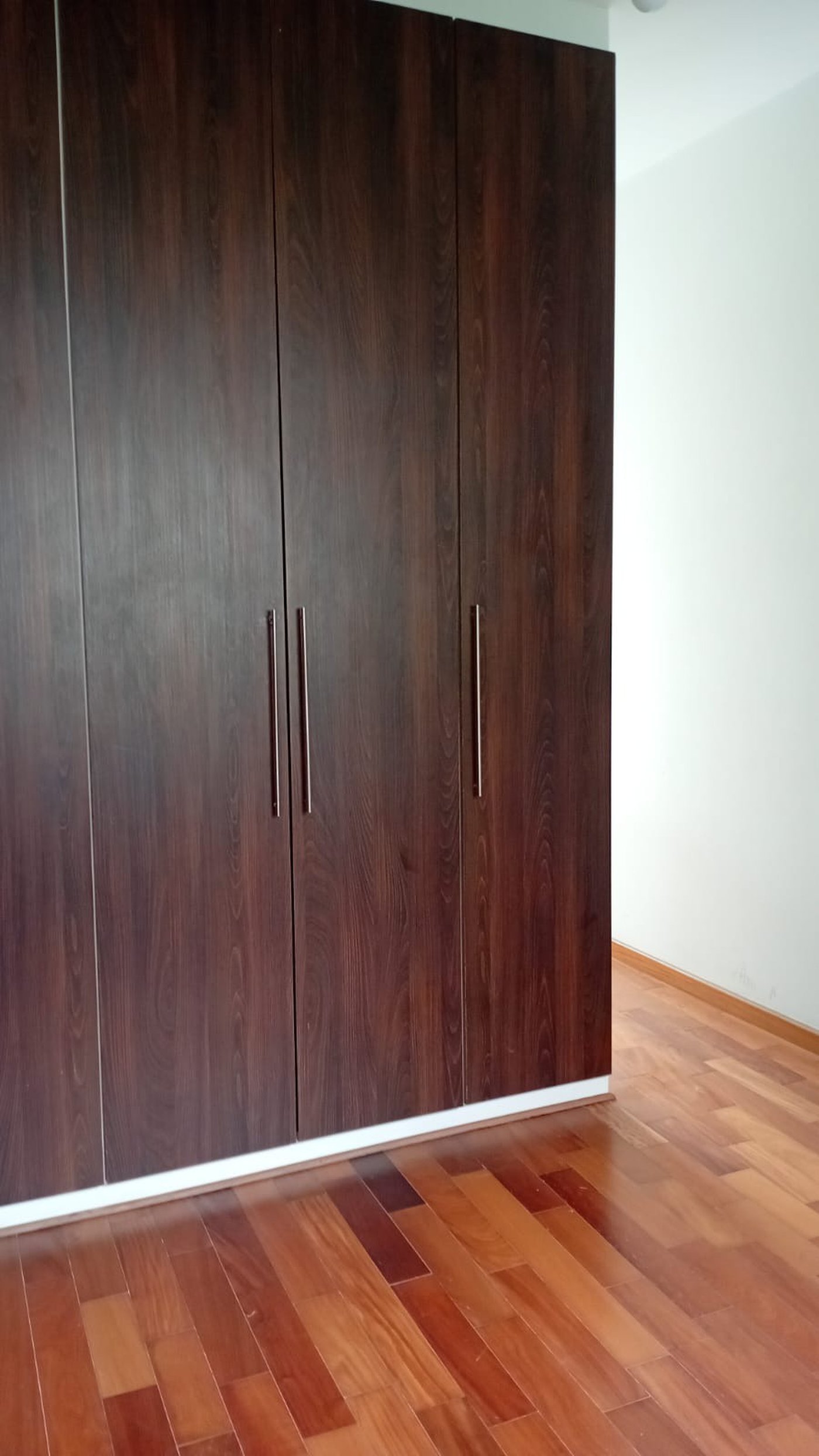 Sobrado residencial/comercial para alugar com 4 quartos, sendo 1 suíte, em Parque Ipê, São Paulo - SP