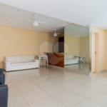 **Apartamento reformado em Higienópolis | 75 m² | 2 dormitórios | 2 banheiros | 1 vaga**