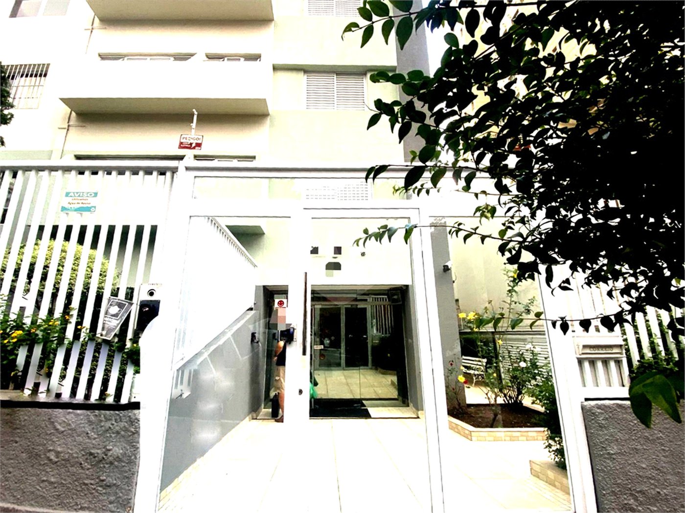 Apartamento à venda na Aclimação de 78m² com 2 dormitórios.
