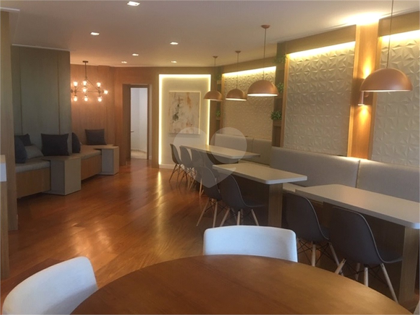 Apartamento para alugar com 3 quartos, sendo 1 suíte, em Brooklin, São Paulo, SP