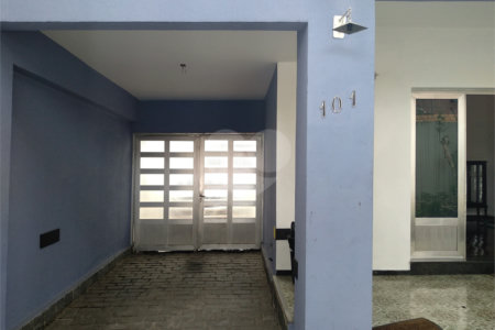 Sobrado à venda com 3 quartos, sendo 1 suíte, em Vila Mascote, São Paulo, SP