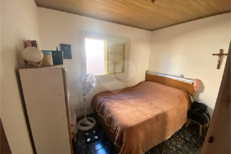 Casa térrea de 3 dormitórios