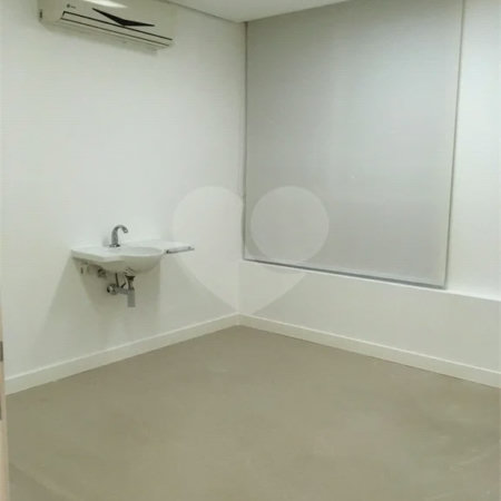 Excelente sala comercial para locação na Consolação
