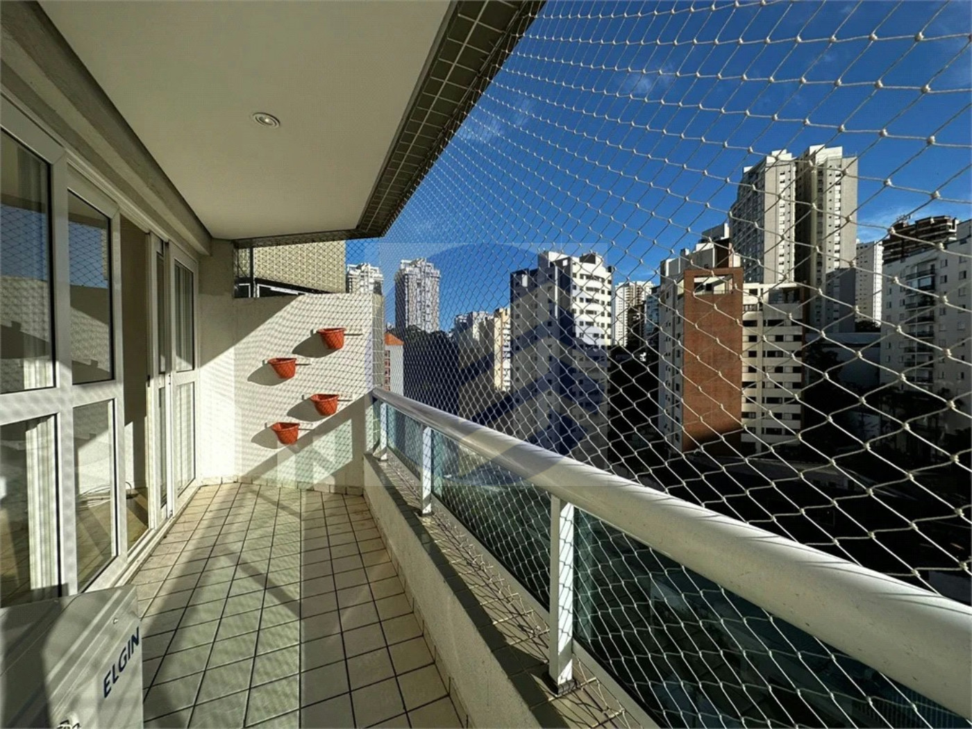 Apartamento à venda com 3 quartos, sendo 1 suíte, em Jardim Sul, São Paulo - SP