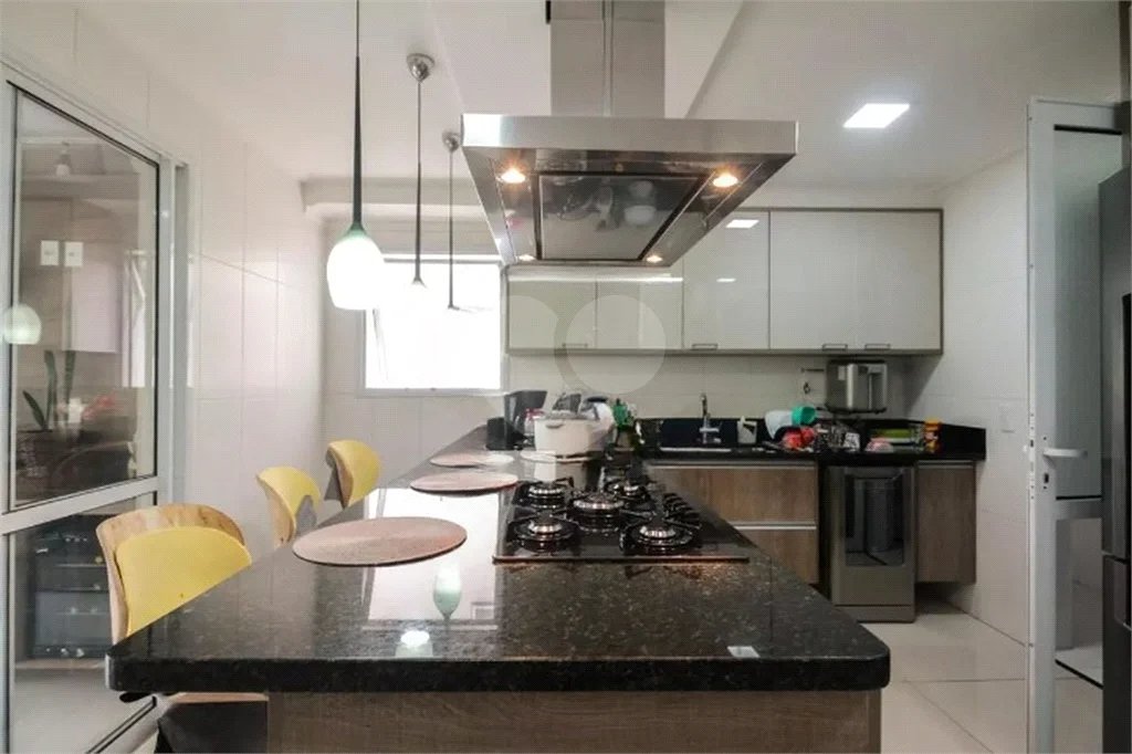 Apartamento na Mooca com 204m² amplo à venda 3 quartos, sendo 3 suítes, e 4 vagas
