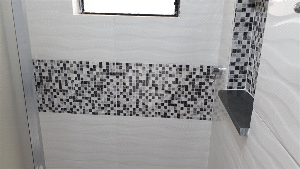 Apartamento á venda, com 03 Dormitórios, em São Carlos.