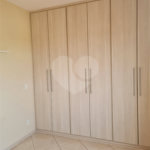 Apartamento no Condomínio Monte Verde.