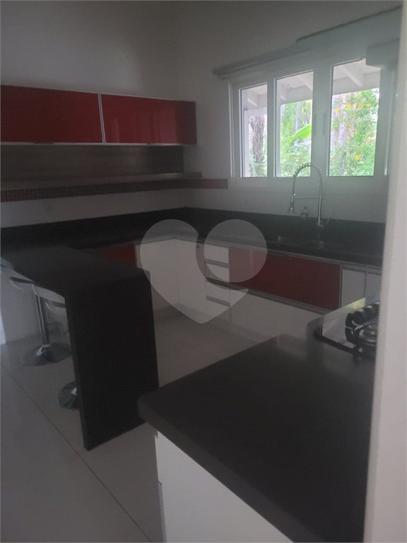 Chácara no Condomínio Vale das Laranjeiras em Indaiatuba SP - Venda - R$ 3,600.000,00 - Locaçao - R$ 30.000,00 mais encargos - Linda, espaçosa, aconchegante, acabamento de alto padrão em rua tranquila e arborizada, em um dos Condomínios mais valorizados de Indaiatuba. Com fácil acesso as principa