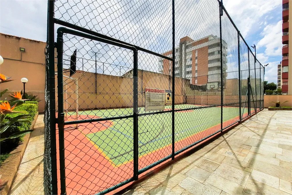 Cobertura sofisticada no Jardim do Mar, em São Bernardo do Campo, com 4 dormitórios, closet, hidromassagem, varanda, 5 vagas de garagem e lazer completo. Ideal para quem busca conforto e exclusividade.