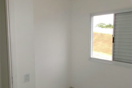 Apartamento no Condomínio Arco-Íris 2 Quartos