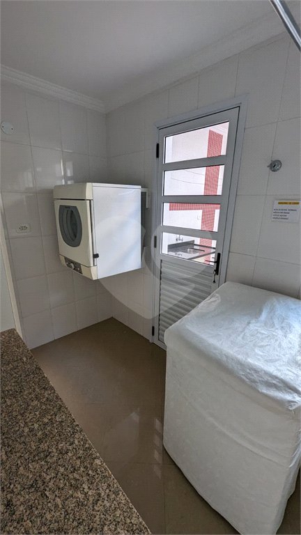 Sobrado Novo à Venda em Mirandópolis | 332 m² | 4 Dormitórios Suítes | 6 Vagas de Garagem
