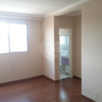Apartamento no Condomínio Mont Vernon