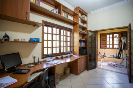 Casa à venda com 4 suítes em Cidade São Francisco, São Paulo, SP