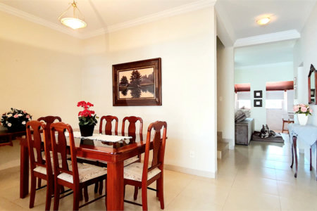 Casa à venda com 3 quartos, sendo 1 suíte, em Ribeirânia, Ribeirão Preto, SP
