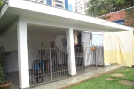 Casa à venda com 3 quartos em Campo Belo, São Paulo, SP
