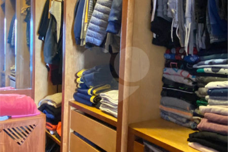Apartamento à venda com 3 quartos, sendo 1 suíte, em Vila Paulicéia, São Paulo, SP