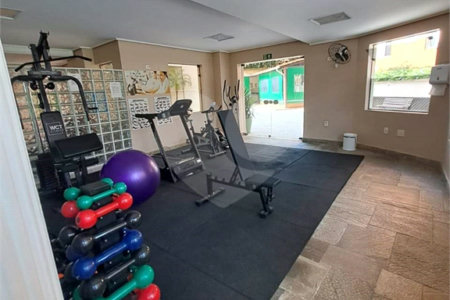 Apartamento à venda com 3 quartos, sendo 1 suíte,  em Enseada, Guarujá, SP