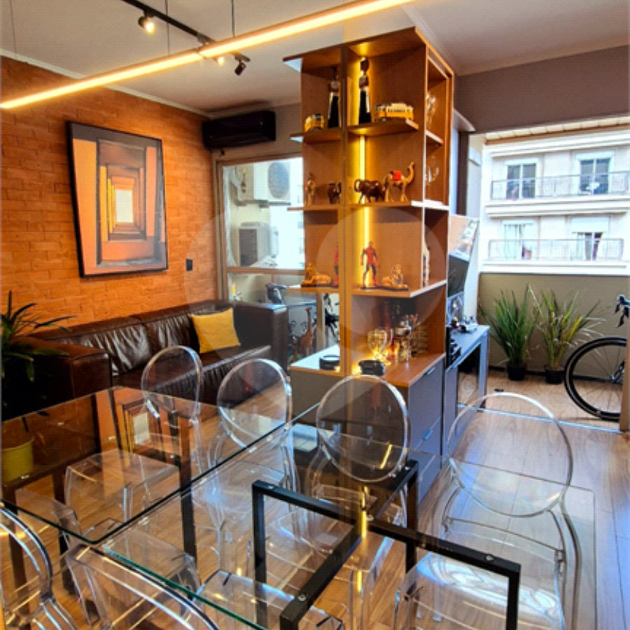 Apartamento à venda com 1 suíte em Vila Uberabinha, São Paulo, SP