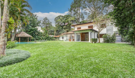Casa à venda com 4 suítes em Alto da Boa Vista, São Paulo, SP