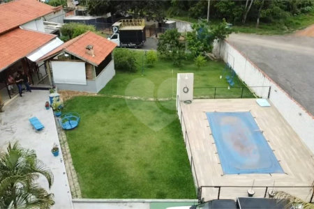Chácara à venda com 4 quartos, sendo 2 suítes, em João Jabour, Salto, SP
