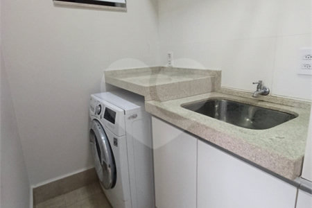 Casa à venda com 3 quartos, sendo 1 suíte, no condomínio Mantova, Indaiatuba - SP