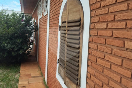 Casa à venda com 5 quartos, sendo 3 suítes, em Vila Sedenho, Araraquara, SP