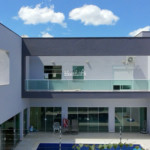Casa à venda com 5 quartos, sendo 3 suítes, em Loteamento Jardim Morumbi, Atibaia, SP