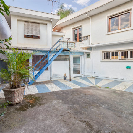 Sobrado à venda com 3 quartos, sendo 1 suíte,  em Jardim Prudência, São Paulo, SP