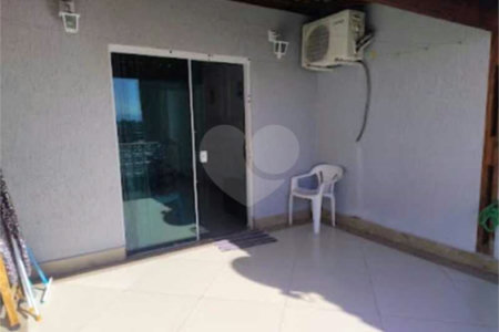 Casa à venda com 2 quartos, sendo 1 suíte,  em Vila Miranda, Itaquaquecetuba, SP
