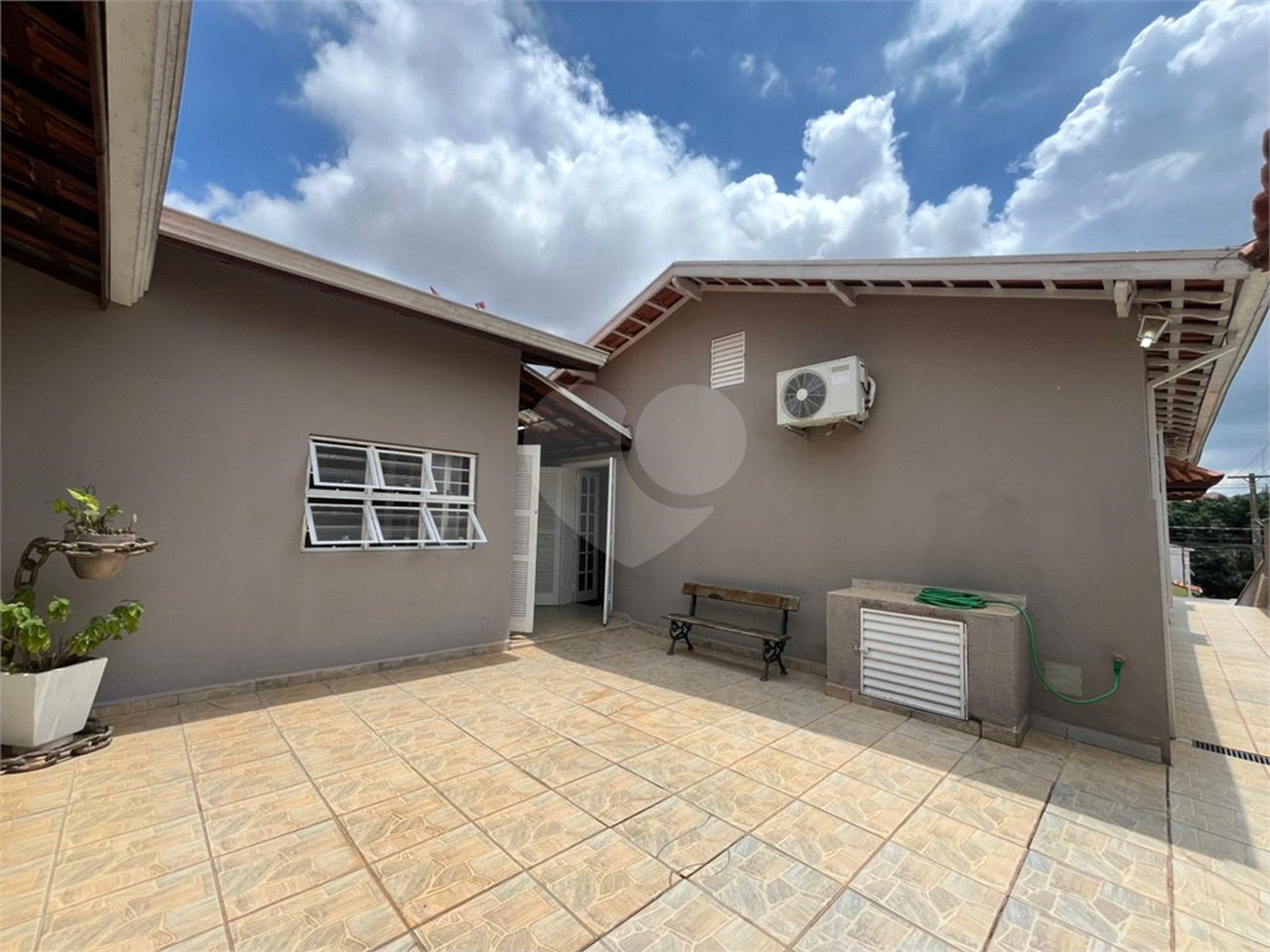 Casa à venda com 3 quartos, sendo 1 suíte, em Jardim Fogaça, Itapetininga, SP