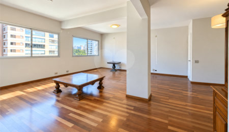 Apartamento à venda com 2 quartos, sendo 1 suíte,  em Chácara Santo Antônio (zona Sul), São Paulo, SP