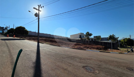 Terreno à venda no condomínio Shambala III, Atibaia - SP