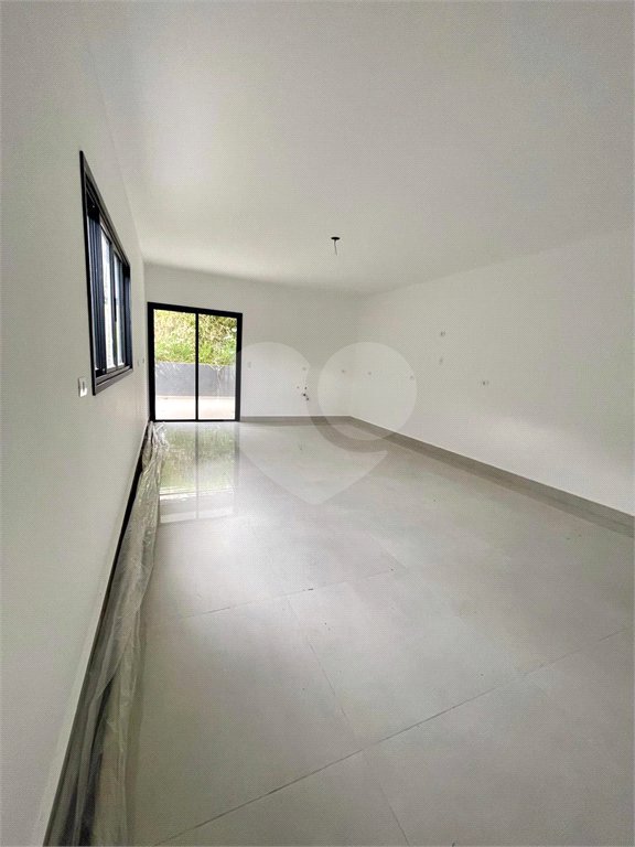 Sobrado à venda com 3 suítes em Jardim dos Pinheiros, Atibaia, SP