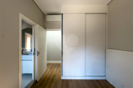 Casa à venda com 3 quartos, sendo 2 suítes, no condomínio Jardim Residencial Dona Maria José, Indaiatuba - SP