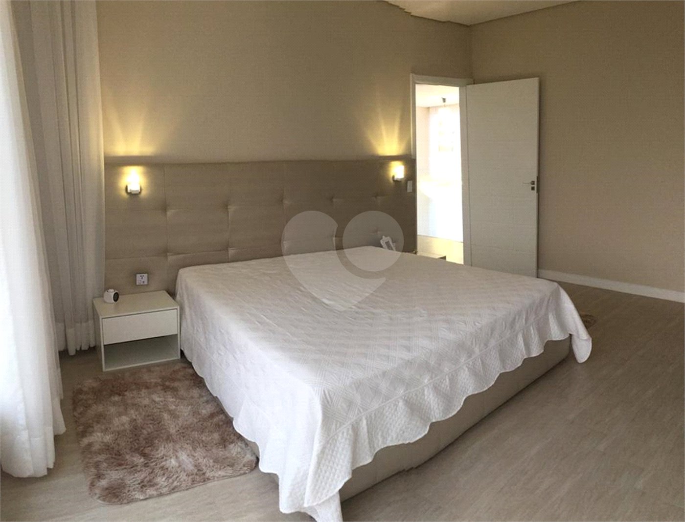 Casa à venda com 3 suítes no condomínio Terras de Jundiaí, Jundiaí - SP