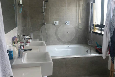Apartamento à venda com 3 quartos, sendo 2 suítes, em Vila Nova Conceição, São Paulo, SP