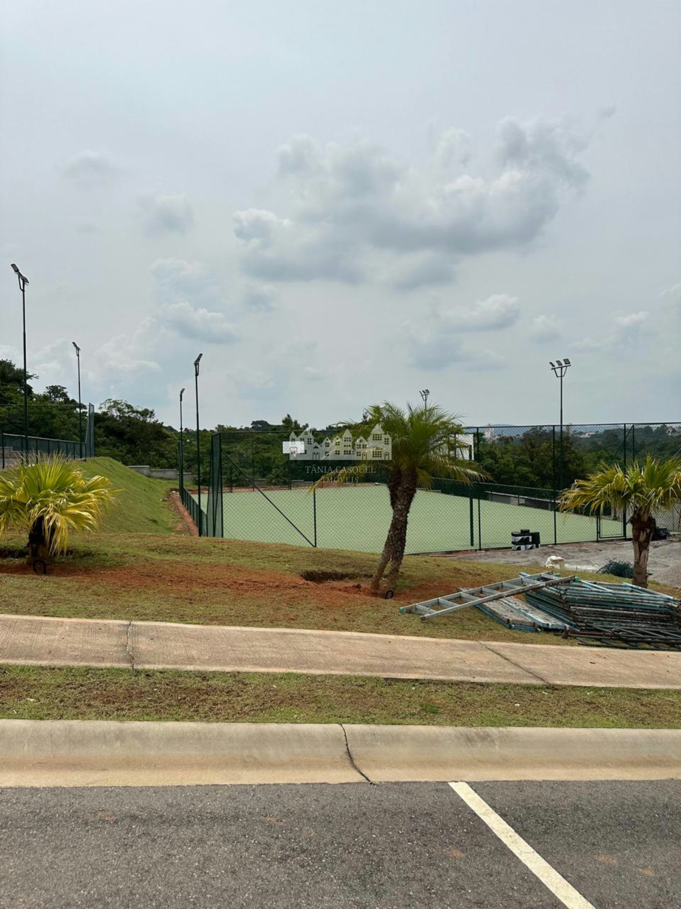 Terreno à venda no Condomínio Alto do Sion, Atibaia - SP