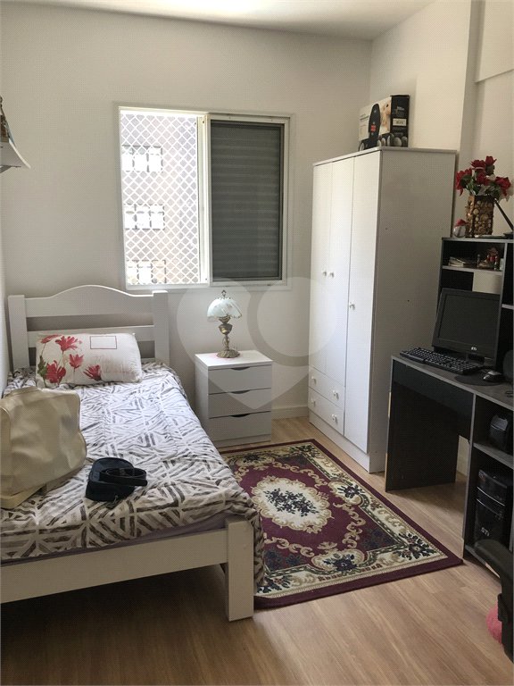 Apartamento à venda com 3 quartos, sendo 1 suíte, em Parque Residencial Aquarius, São José dos Campos, SP