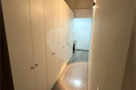 Casa à venda com 3 suítes no condomínio Brisa 1, Mogi das Cruzes - SP