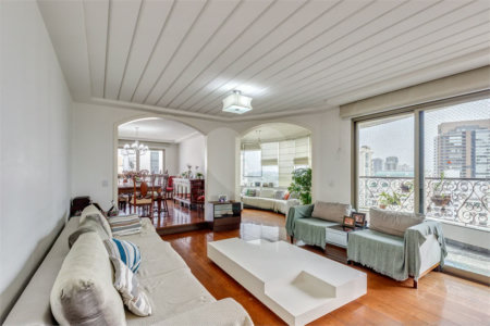Apartamento à venda com 4 quartos, sendo 2 suítes, em Brooklin, São Paulo, SP