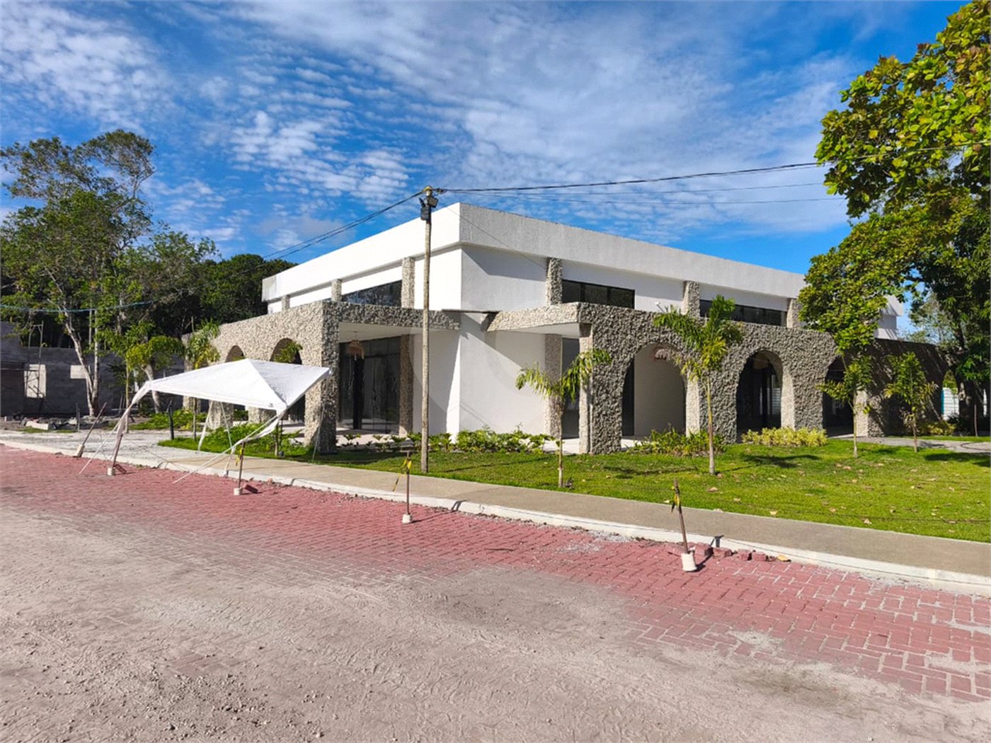 Apartamento à venda com 1 quarto no Centro, Santa Cruz Cabrália, BA