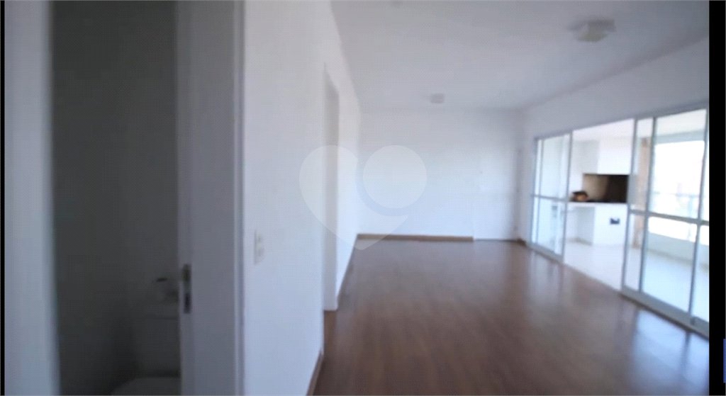 Apartamento à venda com 3 quartos, sendo 1 suíte, em Morumbi, São Paulo, SP
