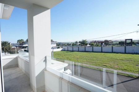Casa à venda com 4 quartos, sendo 1 suíte, em Parque Residencial Mart Ville, Presidente Prudente, SP