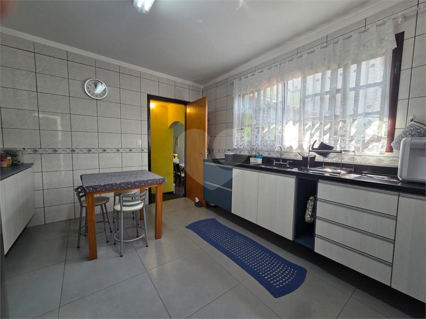 Casa à venda com 4 quartos, sendo 1 suíte, em Vila Paulo Silas, São Paulo, SP