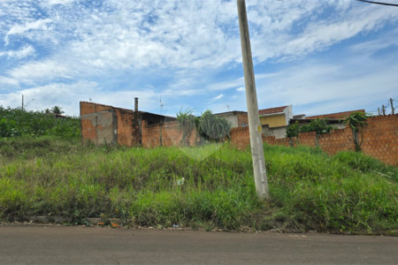Terreno à venda em Jardim Universal, Araraquara, SP