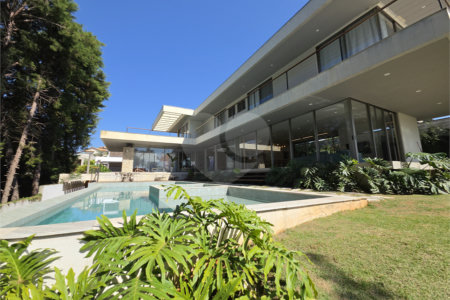 Casa à venda com 4 suítes no condomínio Fazenda Imperial, Sorocaba - SP