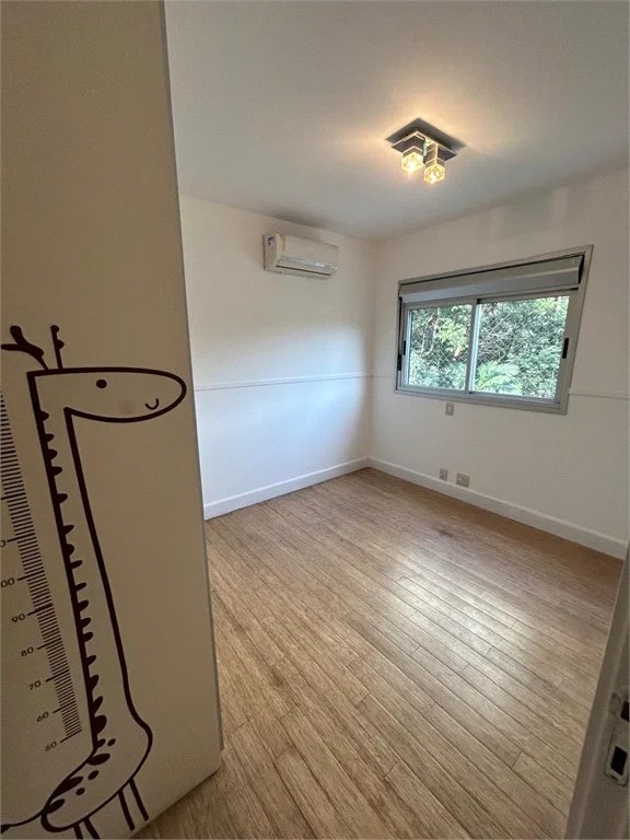 Apartamento à venda com 2 suítes em Parque do Morumbi, São Paulo, SP