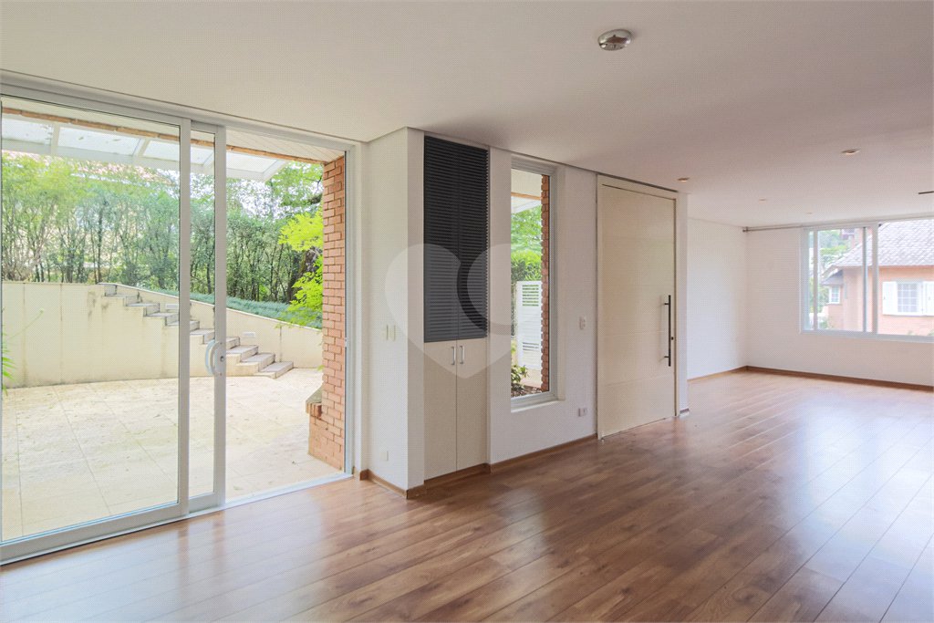 Casa em condomínio à venda com 4 quartos, sendo 2 suítes, em Alto da Boa Vista, São Paulo, SP